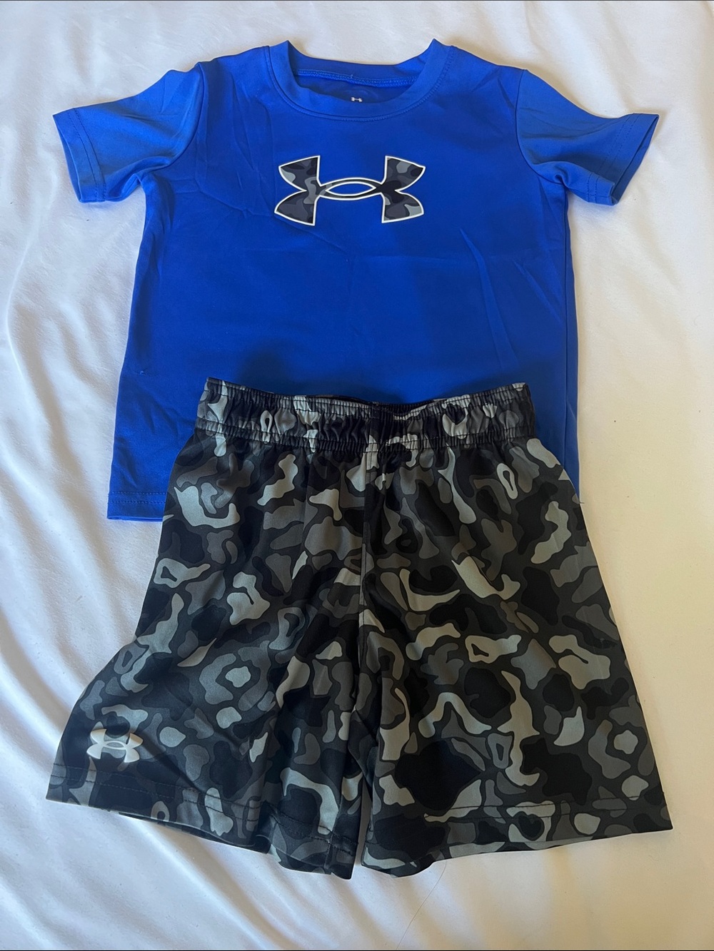 Under Armour Royal Blue Logo Tee with Gray Camo Shorts